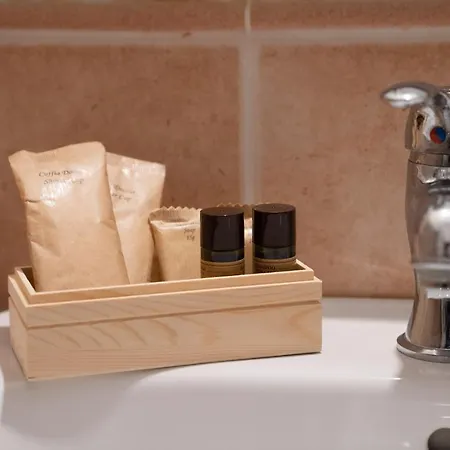 Mansion Pirandello לינה וארוחת בוקר