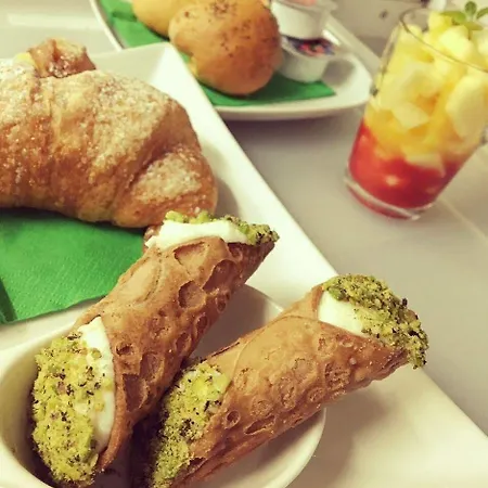 Mansion Pirandello 3* אגריג'נטו