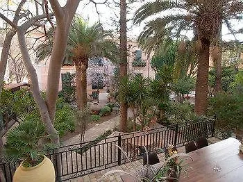 Mansion Pirandello Bed & Breakfast